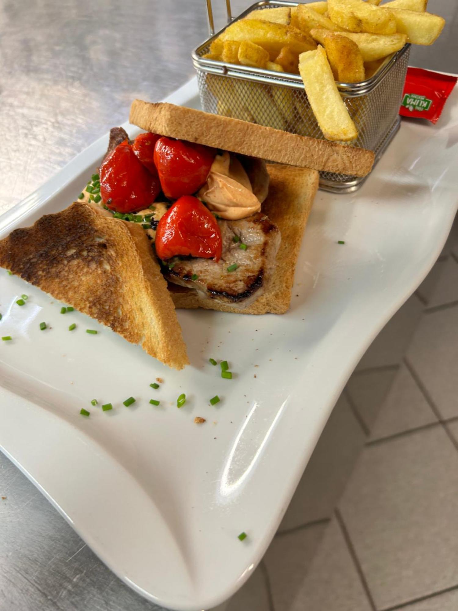Hotel-Restaurant Gasthaus Bonimeier Niedergottsau Zewnętrze zdjęcie