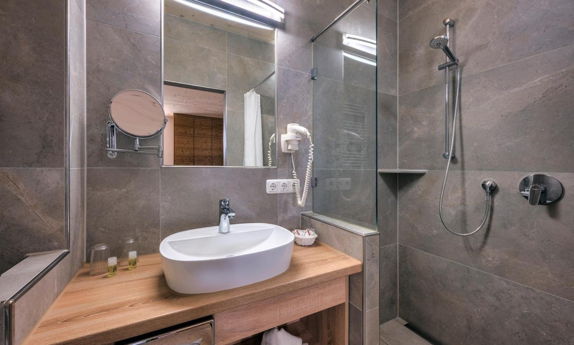 Hotel-Restaurant Gasthaus Bonimeier Niedergottsau Zewnętrze zdjęcie
