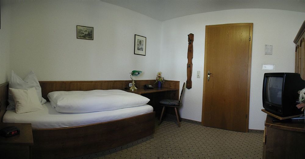 Hotel-Restaurant Gasthaus Bonimeier Niedergottsau Zewnętrze zdjęcie