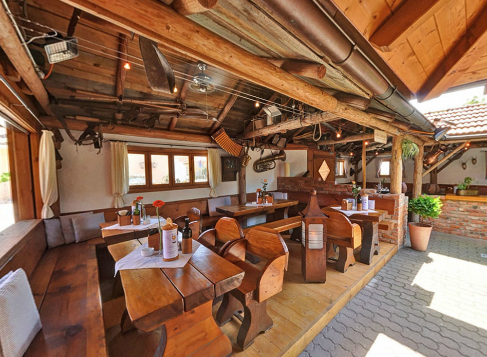Hotel-Restaurant Gasthaus Bonimeier Niedergottsau Zewnętrze zdjęcie